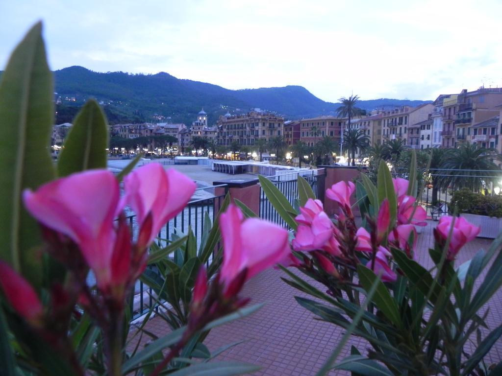 Hotel Helios Santa Margherita Ligure Buitenkant foto